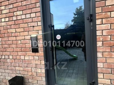 3-комнатная квартира · 78 м² · 5/7 этаж, Маметова 95 за 48 млн 〒 в Уральске, мкр Школьник