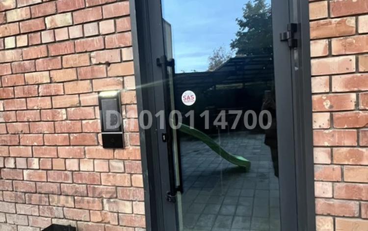 3-бөлмелі пәтер · 78 м² · 5/7 қабат, Маметова 95, бағасы: 45 млн ₸ в Уральске, мкр Школьник — фото 2