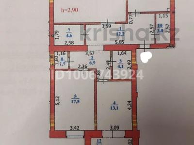 3-комнатная квартира · 118 м² · 7/9 этаж, Молдагуловой 15 за 41 млн 〒 в Уральске, мкр Школьник