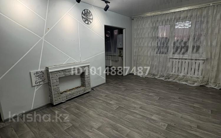 2-комнатная квартира · 44 м² · 3/3 этаж, Бабаева 1 — Бабаева, рядом с Пиццерией за 170 000 ₸ в  — фото 2