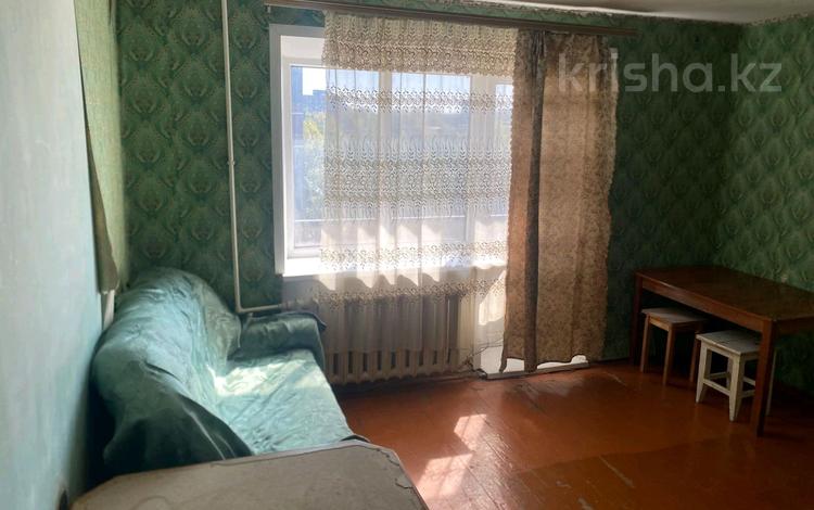 3-бөлмелі пәтер · 55.9 м² · 8/9 қабат, 6 микрорайон 20, бағасы: 9.5 млн ₸ в Темиртау — фото 2