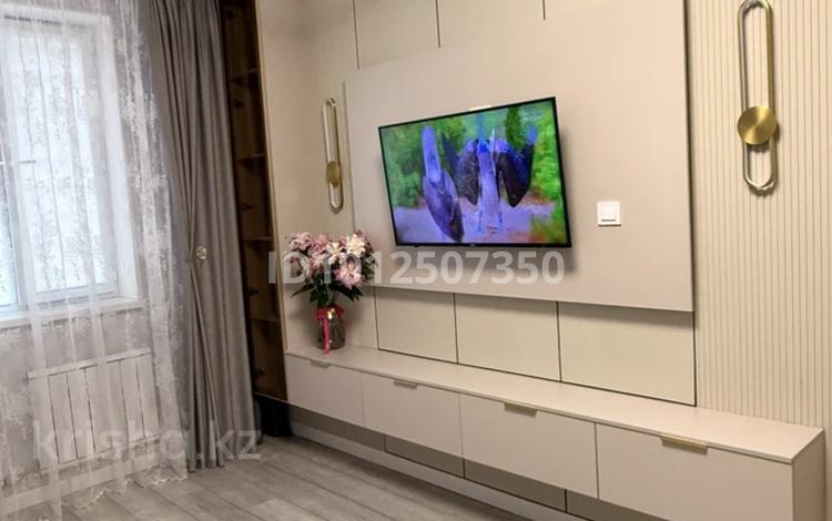 3-бөлмелі пәтер · 77 м² · 10/11 қабат, 16-й мкр 44, бағасы: 38 млн ₸ в Актау — фото 2