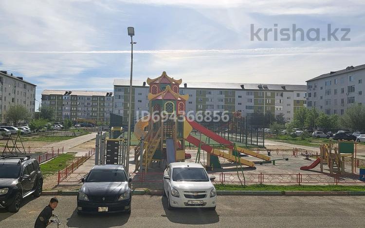 3-комнатная квартира · 82 м² · 1/5 этаж, мкр Нурсая 84 за 32 млн 〒 в Атырау — фото 2