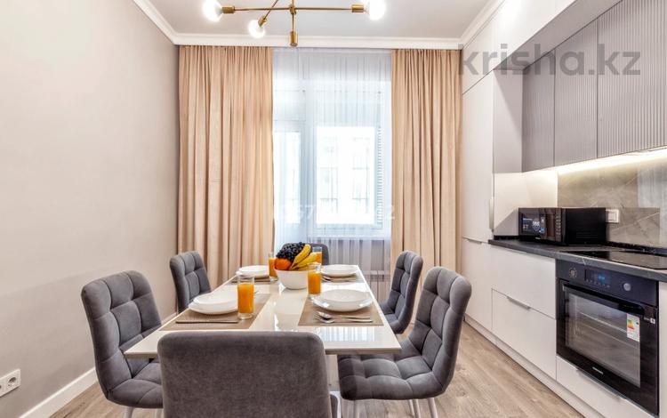 2-комнатная квартира · 75 м² · 7/9 этаж, проспект Мангилик Ел 41 за 35 000 ₸ в Астане, Есильский р-н — фото 2