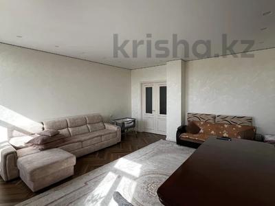 4-бөлмелі пәтер · 170 м² · 8/15 қабат, 17-ш/а. 54, бағасы: 65 млн ₸ в Актау, 17-й мкр