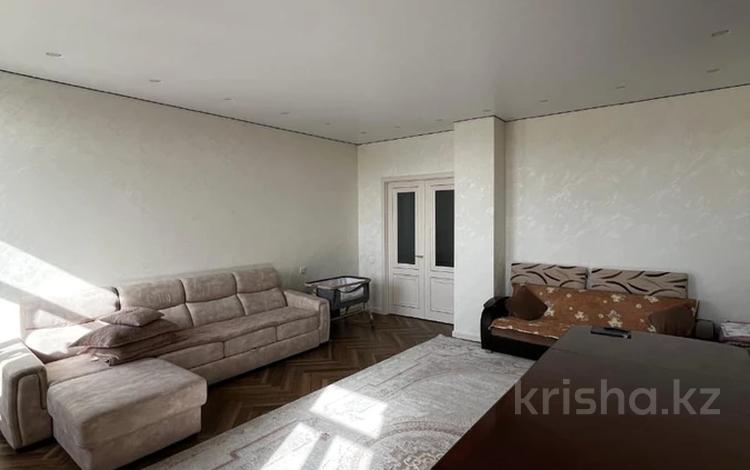 4-бөлмелі пәтер · 170 м² · 8/15 қабат, 17-ш/а. 54, бағасы: 65 млн ₸ в Актау, 17-й мкр — фото 2