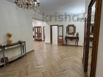 Отдельный дом · 6 комнат · 380 м², Инжир 7 за 2.5 млн 〒 в Астане, Есильский р-н