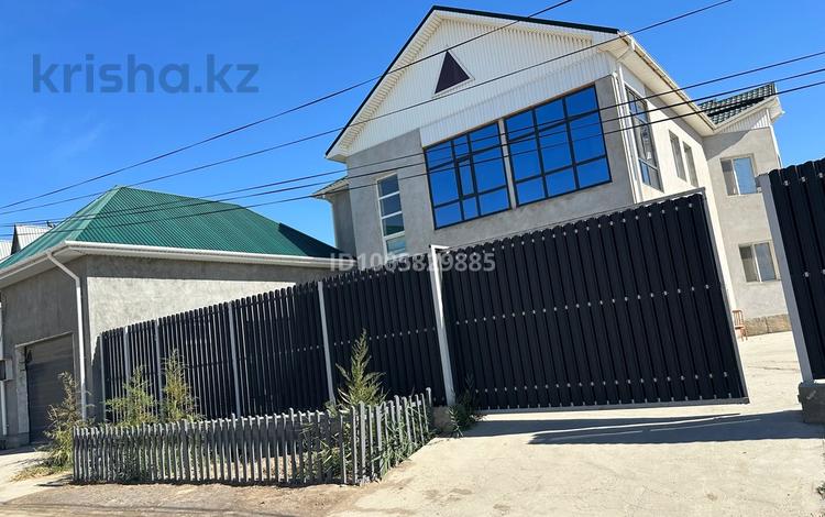 Отдельный дом · 9 комнат · 300 м² · 10 сот., Бекшораулы 8 — Обл акимат за 80 млн 〒 в  — фото 2