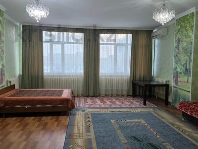 1-бөлмелі пәтер · 74 м² · 4/24 қабат, Байтурсынова 12 — Ул. Калибека Куанышбаева, театр им. Калибека Куанышбаева, бағасы: 27.5 млн ₸ в Астане, Алматы р-н