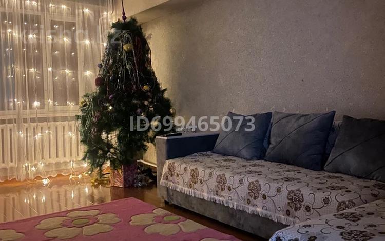 2-комнатная квартира · 59 м² · 1/3 этаж, мкр Кокмайса (Дорожник), Мкр Дорожник 43 за 2 000 ₸ в Алматы, Жетысуский р-н — фото 2