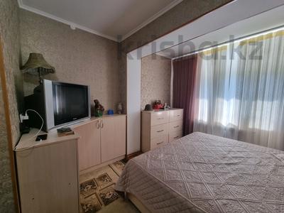 2-бөлмелі пәтер · 56 м² · 4/5 қабат, Байтурсынова 88, бағасы: 180 000 ₸ в Шымкенте, Туран р-н