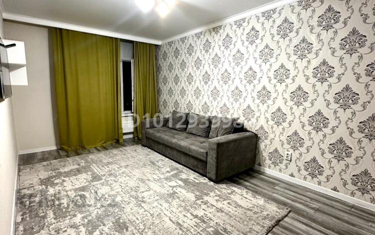 1-бөлмелі пәтер · 43 м² · 9 қабат, Кабанбай Батыра 49 — Бухар жырау, бағасы: 240 000 ₸ в Астане, Есильский р-н — фото 2
