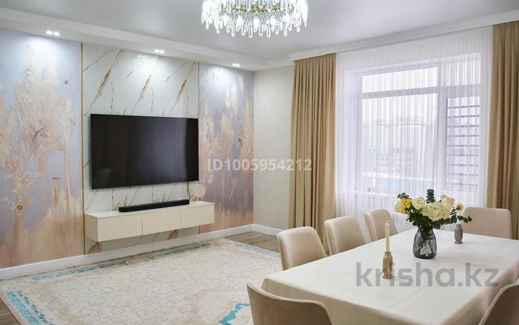 4-комнатная квартира · 156 м² · 2/5 этаж, мкр. Алтын орда 6а — Санкибай батыра и А.Молдагулова за 89 млн ₸ в Актобе — фото 2