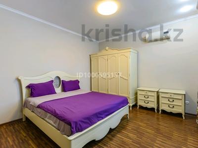 4-комнатная квартира · 120 м² · 13/17 этаж, Муканова 241 — Абая, Цирк за 45 000 〒 в Алматы, Алмалинский р-н