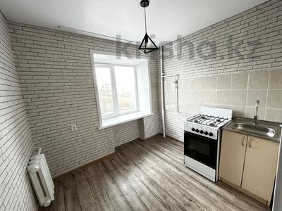 2-комнатная квартира, 42 м², 3/5 этаж, 1 мая 81 за 15.5 млн 〒 в Костанае