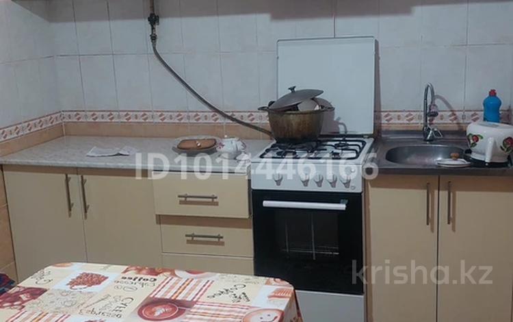 3-комнатная квартира · 100 м² · 1/5 этаж, мкр Астана 27 за 150 000 ₸ в Таразе — фото 2