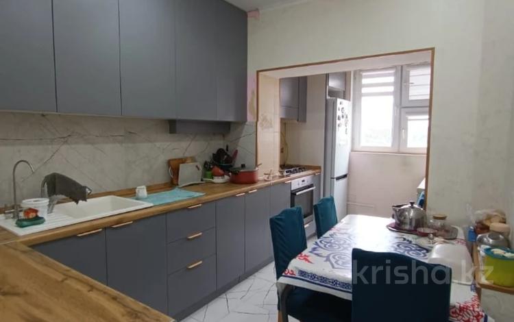 3-бөлмелі пәтер · 70 м² · 4/5 қабат, 27-й мкр 44, бағасы: 19.3 млн ₸ в Актау — фото 2