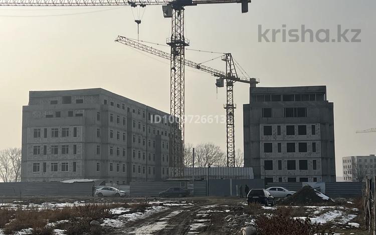 3-бөлмелі пәтер · 72.2 м² · 3/6 қабат, Ахметова улица 39г, бағасы: 36.1 млн ₸ в  — фото 4
