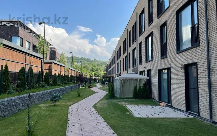 4-комнатная квартира · 121 м² · 2/3 этаж, Аль- Фараби за 180 млн ₸ в Алматы, Медеуский р-н — фото 2