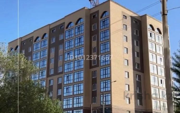 3-комнатная квартира · 71 м² · 8/9 этаж, Кенесары 64 — Центр / университет за ~ 24.5 млн ₸ в Кокшетау — фото 45