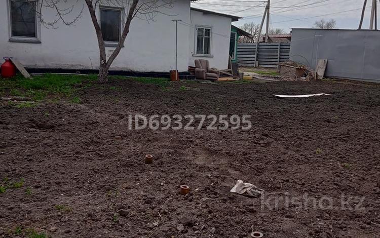 Часть дома · 3 комнаты · 51.4 м² · 4 сот., мкр Михайловка , Литейная46 — Энерго завод. за 7.5 млн 〒 в Караганде, Казыбек би р-н — фото 2