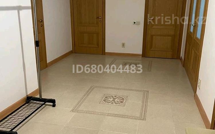 3-бөлмелі пәтер · 135 м² · 10/10 қабат, Алихан Бокейхан 2 — Сыганак, бағасы: 62 млн ₸ в Астане, Есильский р-н — фото 2