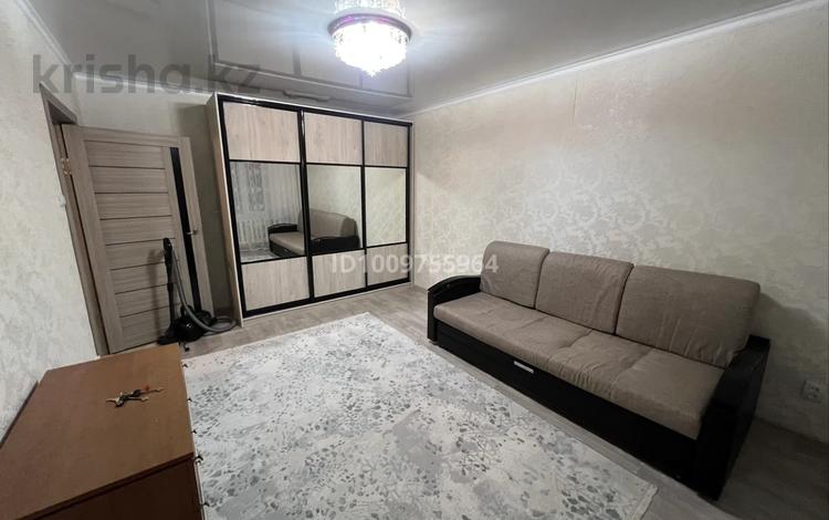 1-бөлмелі пәтер · 35 м² · 2/9 қабат, 5 микрорайон 14, бағасы: 120 000 ₸ в Аксае — фото 2