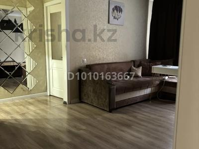 3-комнатная квартира · 81 м² · 1/5 этаж, мкр Городской Аэропорт, Гоголя 52 за 290 000 〒 в Караганде, Казыбек би р-н