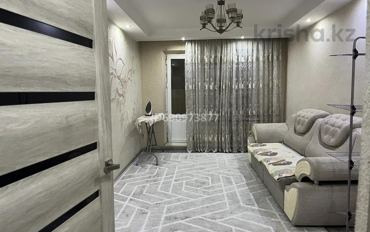 3-комнатная квартира, 62.5 м², 1/4 этаж, мкр №8 41 за 37 млн 〒 в Алматы, Ауэзовский р-н — фото 2
