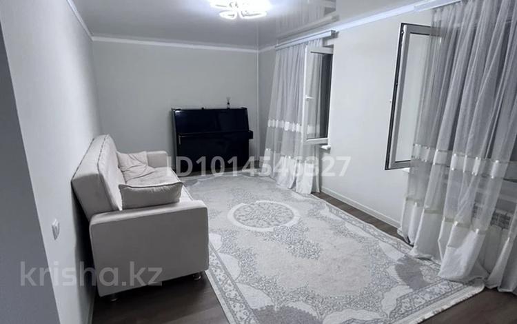 3-комнатная квартира · 62 м² · 3/4 этаж, Уалиханова 9 за 400 000 ₸ в Алматы, Медеуский р-н — фото 2