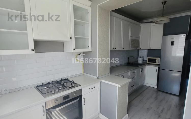 3-комнатная квартира, 71 м², 4/5 этаж, 11-й мкр 23 — Срочно