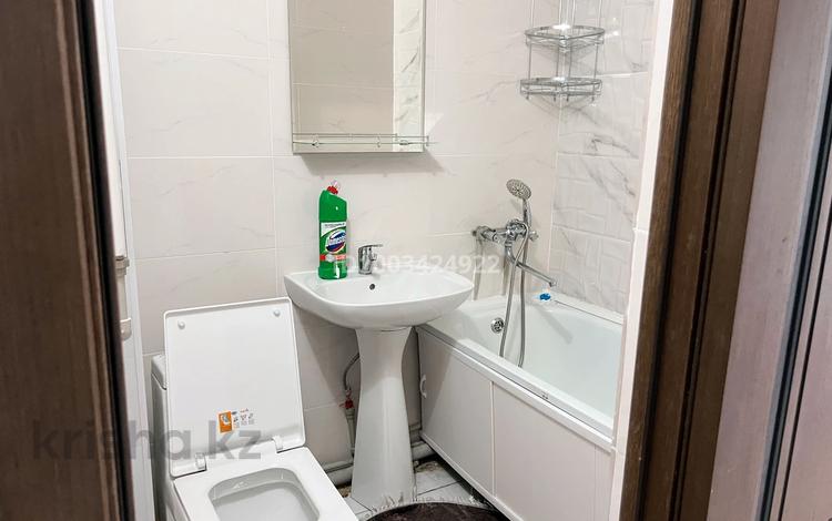 1-комнатная квартира · 34 м² · 2/5 этаж, Макталы 120а — Автонұр базардың қасында за 130 000 〒 в Шымкенте, Абайский р-н — фото 2