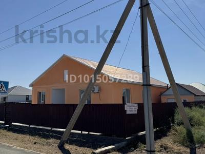 Жеке үй · 4 бөлме · 170 м² · 8 жүзд., Ақжар-2, Акжар 2 ул 4 54, бағасы: 25 млн ₸ в Атырау, Акжар-2