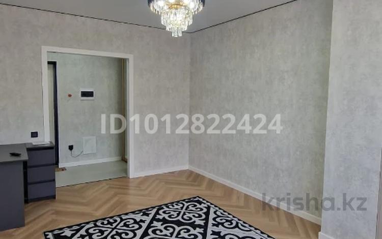 1-комнатная квартира · 43 м² · 6/20 этаж, Жургенова 19 за 25 млн ₸ в Астане, Сарайшык р-н — фото 2