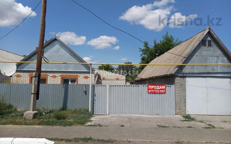 Отдельный дом · 4 комнаты · 103 м² · 8 сот., Октябрьская 69 — Тихоненко за 24.5 млн ₸ в Аксае — фото 3