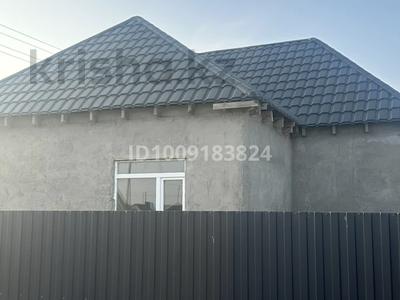 Отдельный дом · 3 комнаты · 108 м² · 10 сот., пгт Балыкши, Жанаталап — Жанаталап за 17 млн 〒 в Атырау