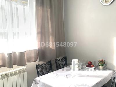 1-бөлмелі пәтер, 30 м², 1/3 қабат тәулігіне, Павлова 13а, бағасы: 12 000 〒 в Талгаре