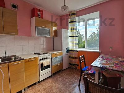 1-комнатная квартира · 34 м² · 3/5 этаж, Темиржолшылар 98 за 12.5 млн ₸ в Усть-Каменогорске