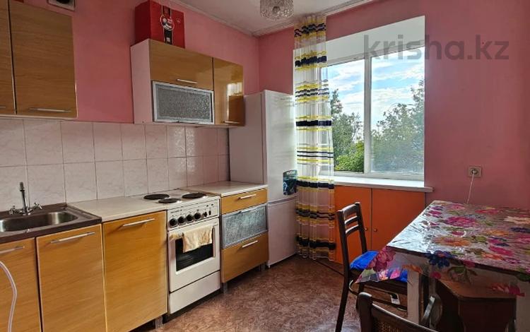1-бөлмелі пәтер · 34 м² · 3/5 қабат, Темиржолшылар 98, бағасы: 12.5 млн ₸ в Усть-Каменогорске — фото 2