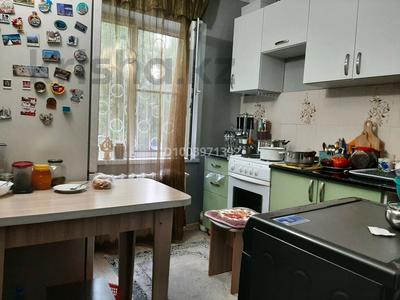 2-бөлмелі пәтер · 44 м² · 1/5 қабат, Бурова 17, бағасы: 17 млн ₸ в Усть-Каменогорске