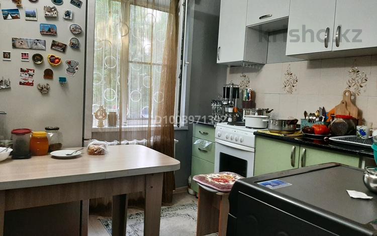 2-бөлмелі пәтер · 44 м² · 1/5 қабат, Бурова 17, бағасы: 17 млн ₸ в Усть-Каменогорске — фото 2