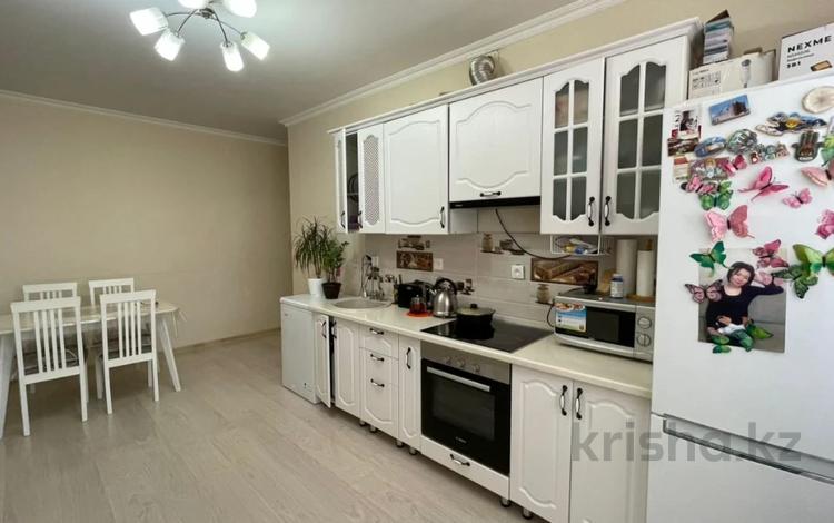 2-бөлмелі пәтер · 36 м² · 4/8 қабат, Байтурсынова 53/1, бағасы: 21.9 млн ₸ в Астане, Алматы р-н — фото 2