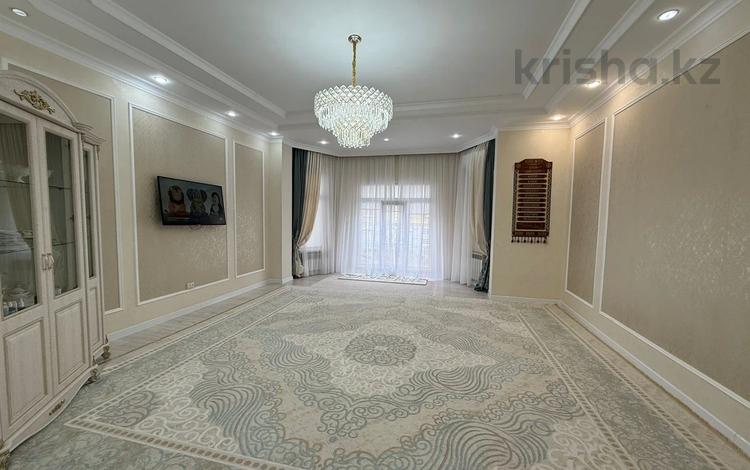 3-комнатная квартира · 115 м² · 1 этаж, 16-й мкр 36-2 за 50 млн ₸ в Актау — фото 2