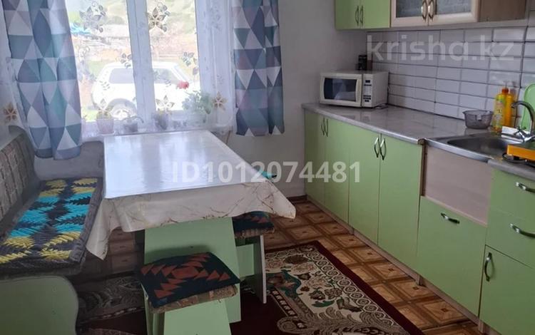 Дом · 3 комнаты · 72 м², Село Берель, ул Карашокы 26 за 6 000 ₸ в  — фото 2