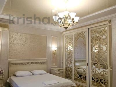 2-комнатная квартира, 130 м², 7 этаж посуточно, проспект Кунаева 36 за 25 000 〒 в Шымкенте, Аль-Фарабийский р-н