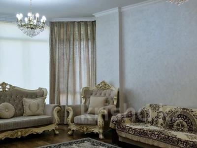 4-комнатная квартира · 200 м² · 8 этаж, проспект Кунаева 36 за 45 000 ₸ в Шымкенте, Аль-Фарабийский р-н