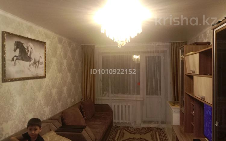 3-бөлмелі пәтер · 63 м² · 5/5 қабат, Атамекен 16, бағасы: 9 млн ₸ в Топаре — фото 2