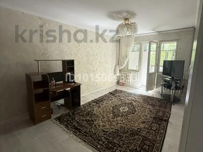 2-бөлмелі пәтер · 60 м² · 2/5 қабат, Карасу ш/а, Абдыразакава 7 — Дархан базар, бағасы: 200 000 ₸ в Шымкенте, Аль-Фарабийский р-н