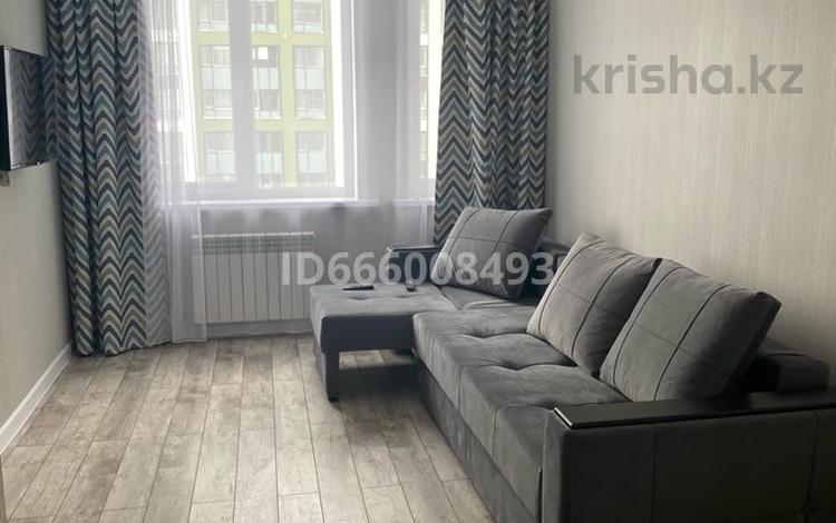 1-комнатная квартира, 40 м², 7/24 этаж помесячно, Қабанбай батыр 48/7