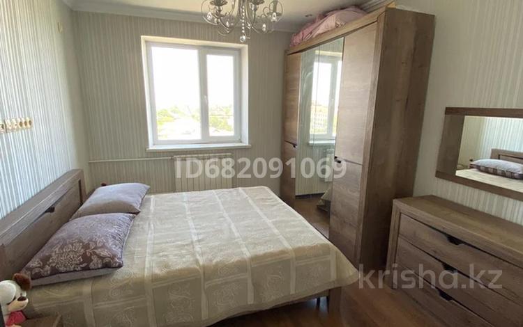 4-комнатная квартира, 85 м², Сулейманова 18А за 45 млн 〒 в Таразе — фото 2